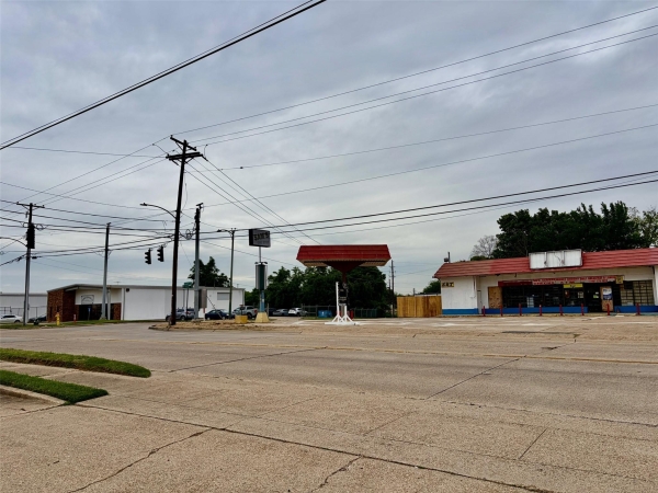 Listing Image #2 - Others for sale at 1266 Grimmett Drive, Shreveport LA 71107