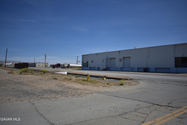 Listing Image #3 - Others for sale at 17012 Roper Street, Mojave CA 93501