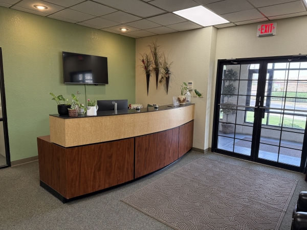 Listing Image #3 - Office for sale at 404 Executive Center Blvd., El Paso TX 79902