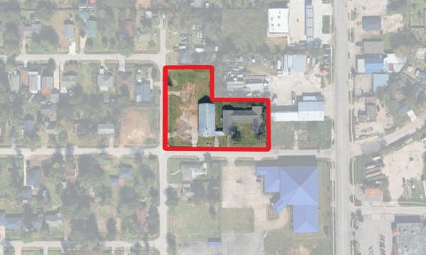 Listing Image #2 - Others for sale at 8711 Talton, Houston TX 77028