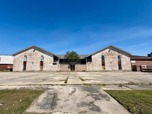 Listing Image #1 - Multi-family for sale at 4707 Tigerland, Baton Rouge LA 70820