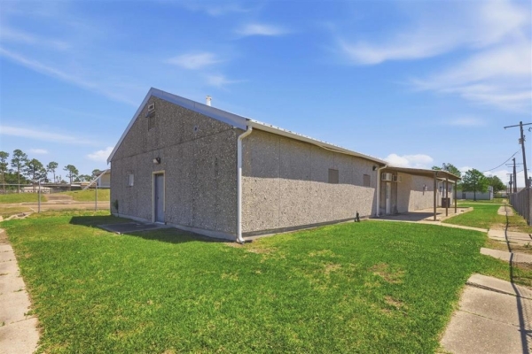Listing Image #3 - Others for sale at 1001 Main Street, Lake Charles LA 70615