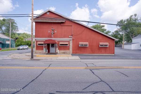 Listing Image #2 - Retail for sale at 176 W Fulton Street, Fulton NY 12078