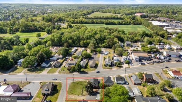 Listing Image #1 - Others for sale at 90 Chatham Heights Road, Fredericksburg VA 22405