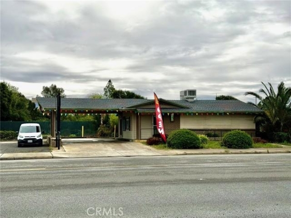 Listing Image #1 - Retail for sale at 2161 Feather River, Orov CA 95965