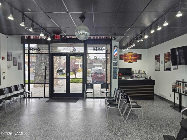 Listing Image #2 - Others for sale at 2500 S Woodland Village Blvd #5, Flagstaff AZ 86001