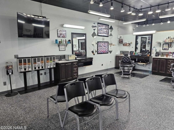 Listing Image #3 - Others for sale at 2500 S Woodland Village Blvd #5, Flagstaff AZ 86001