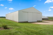 Listing Image #3 - Others for sale at 1693 265th Avenue, Earlville IA 52041