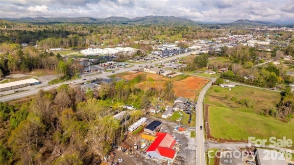 Listing Image #2 - Others for sale at 1611 Old Spartanburg Road, Hendersonville NC 28792