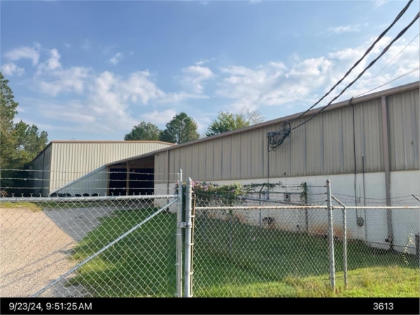 Listing Image #3 - Others for sale at 2727 Phillips Drive, Albany GA 31721