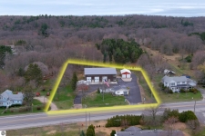 Listing Image #2 - Retail for sale at 480 E Parkdale Avenue, Manistee MI 49660