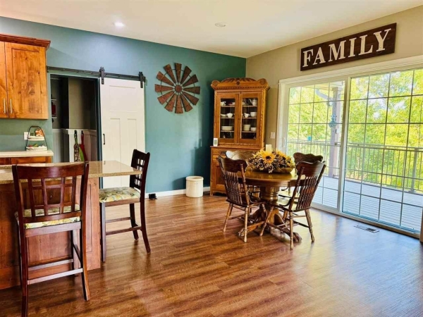 Listing Image #3 - Others for sale at 2575 58th 1, Vinton IA 52349