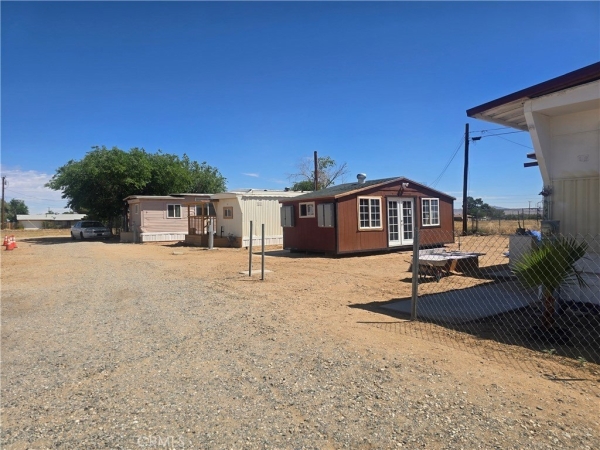 Listing Image #2 - Others for sale at 11398 Bartlett, Adelanto CA 92301
