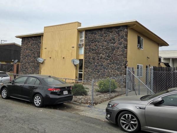 Listing Image #1 - Multi-family for sale at 200 Westwood St., Vallejo CA 94591
