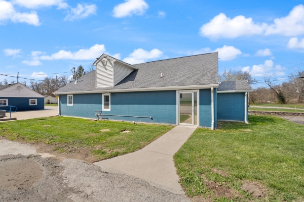 Listing Image #6 - Industrial for sale at 3011 Blackiston Mill Rd, Clarksville IN 47129