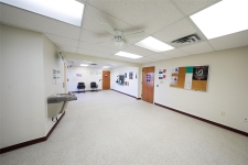 Listing Image #3 - Others for sale at 2625 S Church St, Paris TX 75460