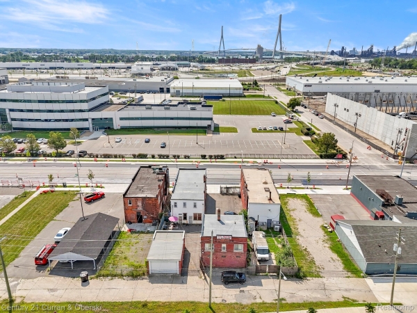 Listing Image #2 - Others for sale at 6632 W Fort Street, Detroit MI 48209
