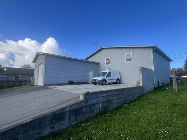 Listing Image #3 - Industrial for sale at 3965 F Street, Eureka CA 95503