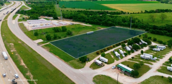 Listing Image #1 - Land for sale at 18605 S IH35, Bruceville TX 76630