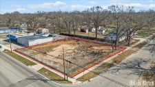 Retail property for sale in Norton Shores, MI