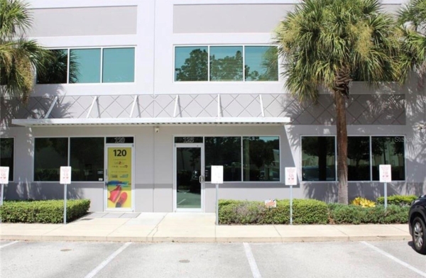 Listing Image #1 - Others for sale at 6457 Hazeltine National Drive #6, ORLANDO FL 32822