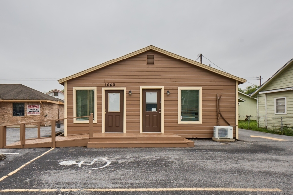 Listing Image #1 - Others for sale at 1040 N Sam Houston, San Benito TX 78586