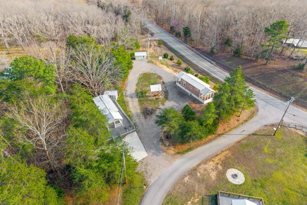 Listing Image #2 - Others for sale at 102 Thomas Rd, Dover TN 37058