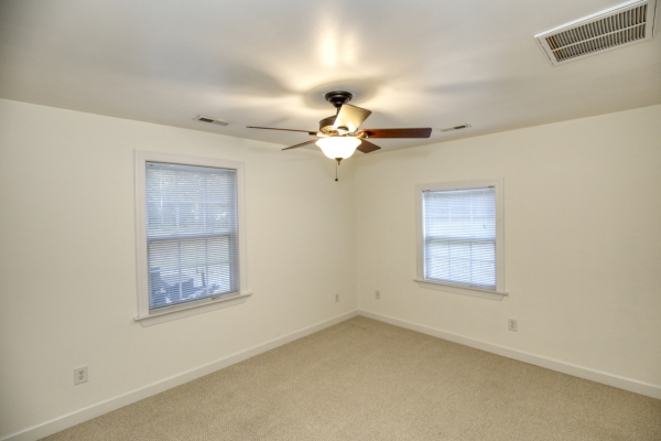 Listing Image #3 - Multi-family for sale at 205-207 Neck O Land Rd, Williamsburg VA 23185