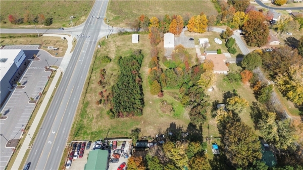 Listing Image #1 - Others for sale at 626 Oakwood Street, Lowell AR 72745