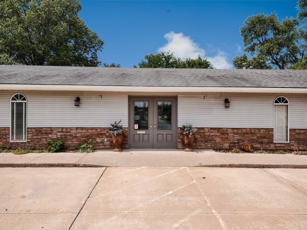 Listing Image #2 - Others for sale at 125 W Clark Street, Harrisburg IL 62946