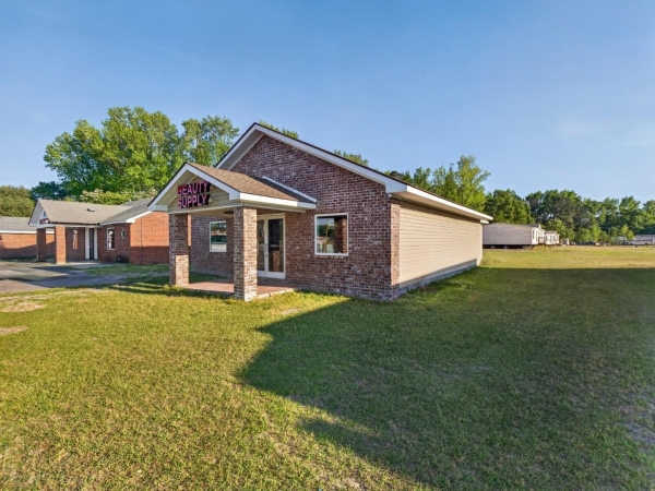 Listing Image #3 - Retail for sale at 2143 Boatwright Rd , Hwy 9 East, Dillon SC 29536