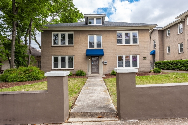 Listing Image #1 - Office for sale at 1016 17th Ave S, Nashville TN 37212