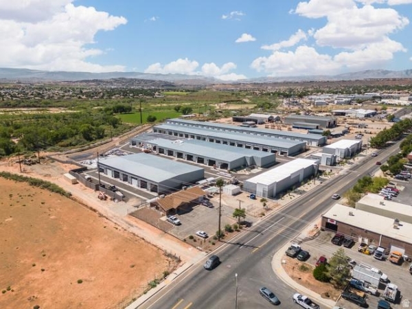 Listing Image #1 - Industrial for sale at 24 E INDUSTRIAL DR F, Washington UT 84780
