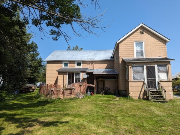 Listing Image #1 - Multi-family for sale at 3197 Plank Road, Mineville NY 12956