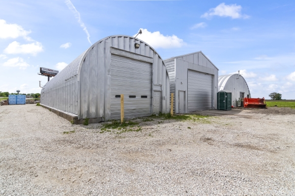 Listing Image #1 - Others for sale at 31000B W Frontage Road, Farmersville IL 62533