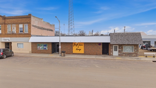Listing Image #1 - Others for sale at 9 N Main Street, Groton SD 57445