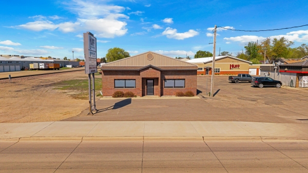 Listing Image #3 - Others for sale at 11 N Dakota Street, Aberdeen SD 57401 Listing Image #3 - Others for sale at 11 N Dakota Street, Aberdeen SD 57401