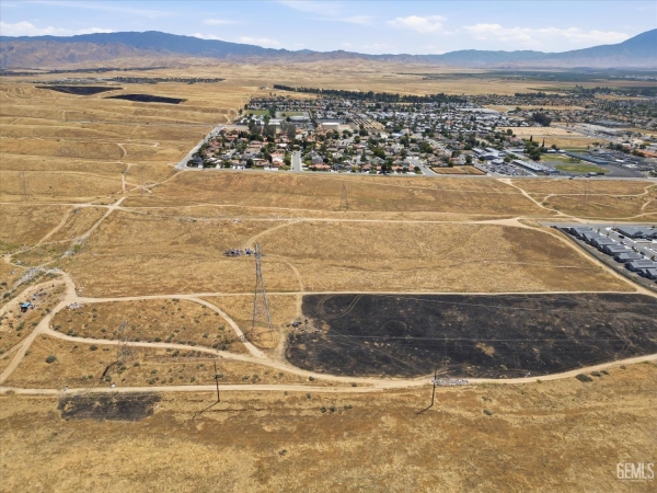 Listing Image #2 - Land for sale at APN# 132-010-13, Bakersfield CA 93306