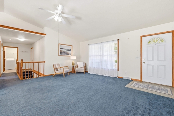 Listing Image #3 - Others for sale at 2488 Birchwood Drive, Dubuque IA 52002