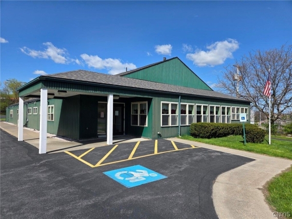 Listing Image #1 - Retail for sale at 4631 Onondaga Blvd, Syracuse NY 13219