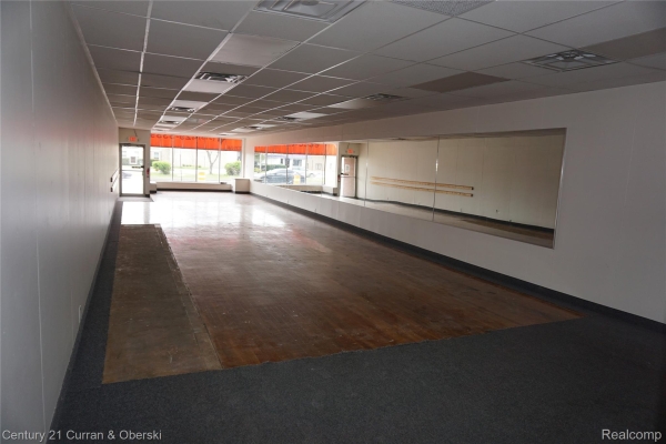 Listing Image #3 - Others for sale at 23924 Michigan Avenue, Dearborn MI 48124