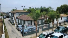 Listing Image #3 - Multi-family for sale at 840 W 81st, LA CA 90044