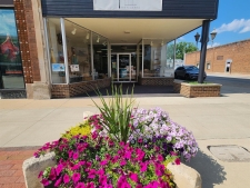 Retail property for sale in Waverly, IA