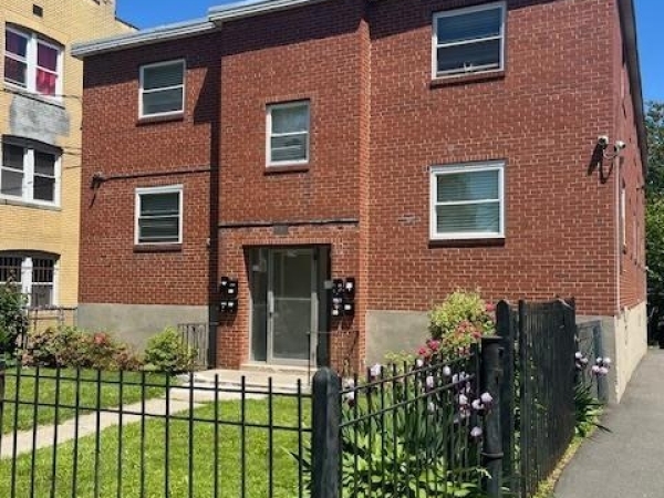 Listing Image #1 - Multi-family for sale at 174 Hillside Ave, 231 CT 06106
