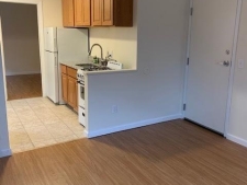 Listing Image #3 - Multi-family for sale at 174 Hillside Ave, 231 CT 06106