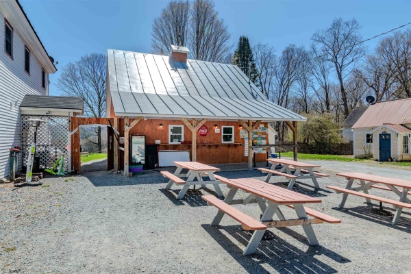 Listing Image #3 - Retail for sale at 4991 Main Street South, Newbury VT 05051
