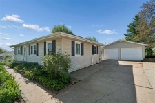 Listing Image #3 - Others for sale at 1001 Maquoketa St, Anamosa IA 52202