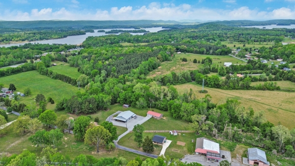 Listing Image #2 - Others for sale at 148 Porter Lane, Spring City TN 37381