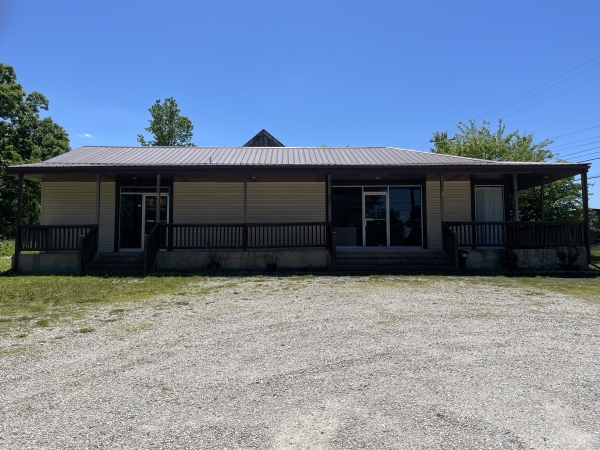 Listing Image #1 - Office for sale at 201 E Roosevelt St, Salem MO 65560