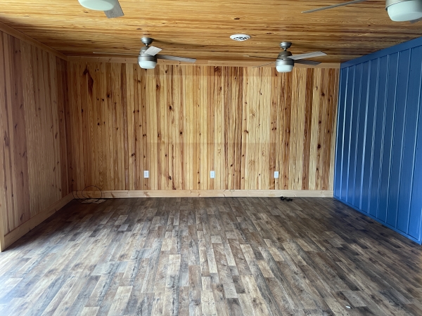 Listing Image #2 - Office for sale at 201 E Roosevelt St, Salem MO 65560